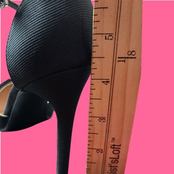 Pointed Toe Heels With Tulle Bow Detail & Ankle Strap Elegant Womens Size 37 - Picture 15 of 16